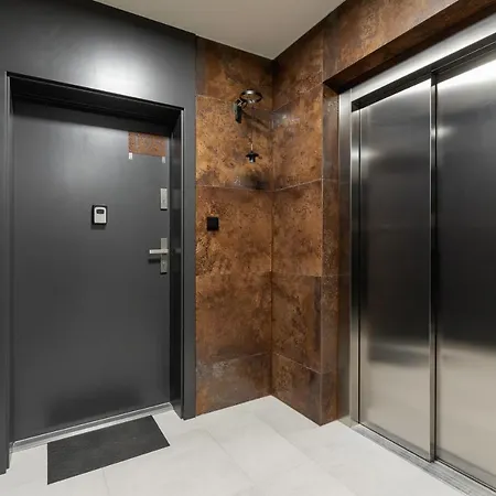 Salsa Cracow By Renters Apartment